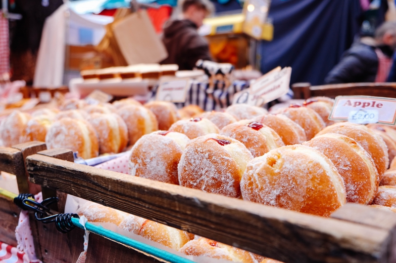 vitrine-HYERES-min_sweet-meal-food-breakfast-baking-dessert-101592-pxhere.com